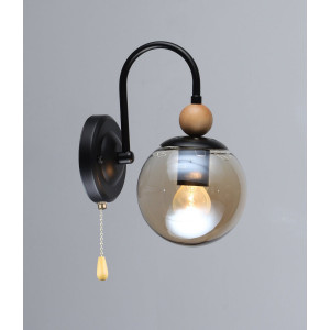 Бра с одним стеклянным плафоном N6618/1W (Черный+Дерево)